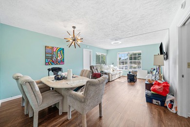 Welcome to this charming 55+ condo in the beautiful Palm Beaches