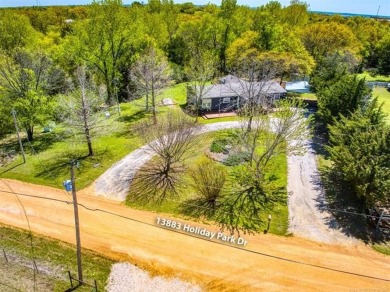 Welcome to 13883 Holiday Park Dr, Kingston, OK - a charming