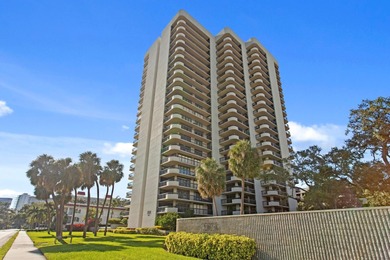 Prime location at the corner of Bayshore Boulevard and South