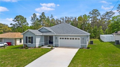 NO HOA. Charming Citrus Springs home is ready to move right in