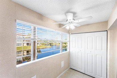 CORNER UNIT - BEAUTIFULLY UPDATED - WATERFRONT - BONUS DEN WITH