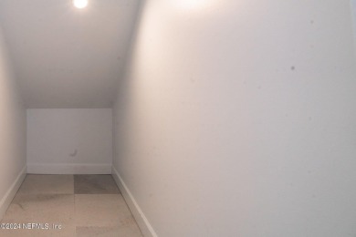 Brand New Townhome, 528 ft to Beach access. Townhome Features 3