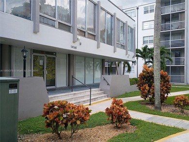 FIRST FLOOR CORNER UNIT 2 BEDROOMS 2 BATHROOMS CONDO IN WEST