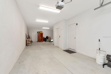 Stunning Waterfront Property in a Gated Community



Built