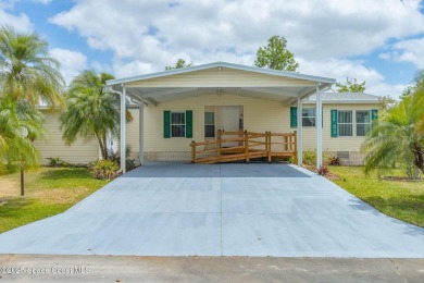 Live where you Own the Land and HOA dues are low.This 3/2 home