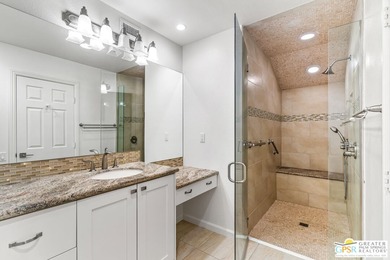 A-M-A-Z-I-N-G opportunity! Nearly 3,000 square feet on FEE land