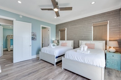 Located directly on the Gulf of America, Singing Waves (formerly