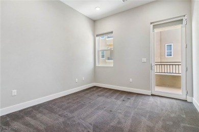 Very desirable and convenient location, minutes to freeway