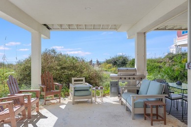 Located directly on the Gulf of America, Singing Waves (formerly