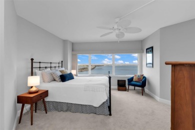 Bayfront Bliss: Elegant 2 Bed, 2 Bath Condo on Sarasota Bay -