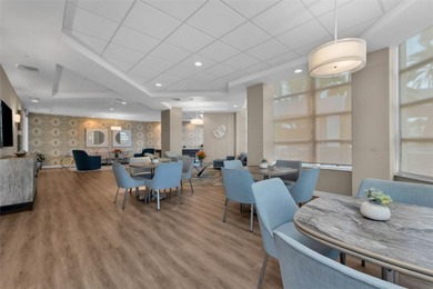 Bayfront Bliss: Elegant 2 Bed, 2 Bath Condo on Sarasota Bay -