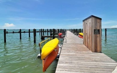 Bayfront Bliss: Elegant 2 Bed, 2 Bath Condo on Sarasota Bay -