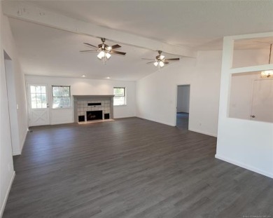 2.73 Acres. Updated throughoutbo greatroom has a vaulted ceiling