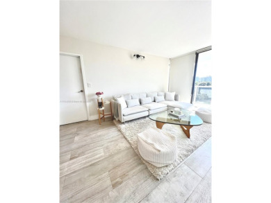 Sophisticated 2BR/2BA residence in the heart of Aventura
