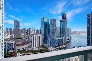 Beautiful and ready  to move 2/2 apartment located in Brickell