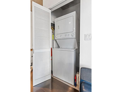 This bright and modern corner one bedroom unit at The Vetro