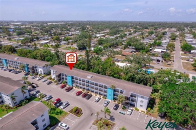 Bring your style to this 1st floor, 2-beds/2 baths condo in