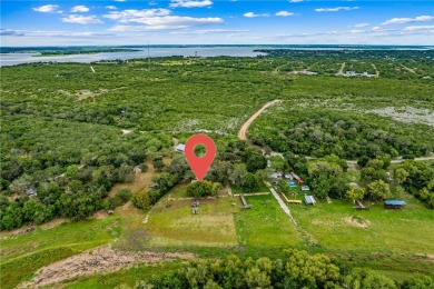 ATTENTION: COUNTRY LAKE HOUSE THE *VENADOS LODGE* TUCKED AWAY IN