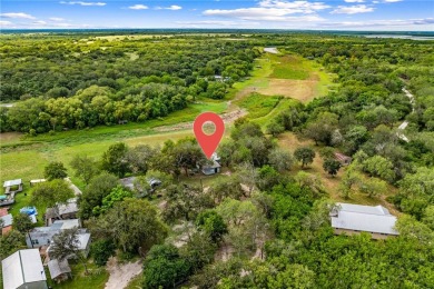 ATTENTION: COUNTRY LAKE HOUSE THE *VENADOS LODGE* TUCKED AWAY IN