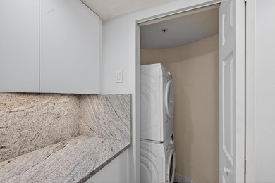 Sleek Oceanfront Studio- Designer Renovation. Singer Island -