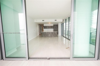 Luxury corner apartment with private foyer in new building with