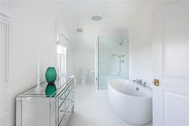 This 2295 sq ft condo at Eastbourne Lodge is thoughtfully