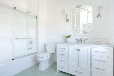 This 2295 sq ft condo at Eastbourne Lodge is thoughtfully