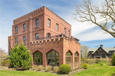 This 2295 sq ft condo at Eastbourne Lodge is thoughtfully