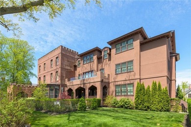 This 2295 sq ft condo at Eastbourne Lodge is thoughtfully