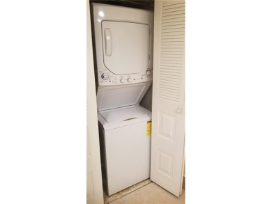 Desirable and spacious 1 bedroom and 1-1/2 bath with golf and