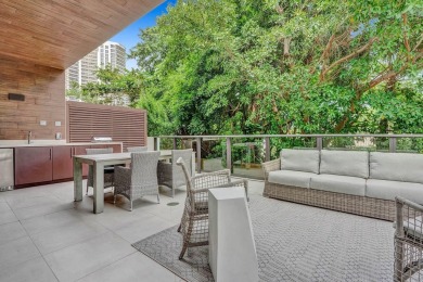 Newer construction-corner 2-story condo w/floor-to-ceiling glass