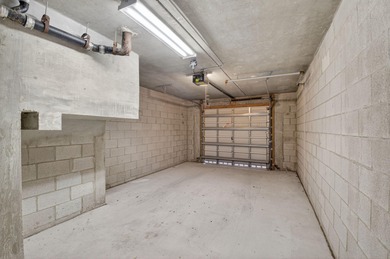 TOP floor CORNER Penthouse w/PRIVATE GARAGE & miles of VIEWS at