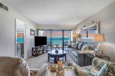 Wake up to the sound of waves from the ocean & endless views at