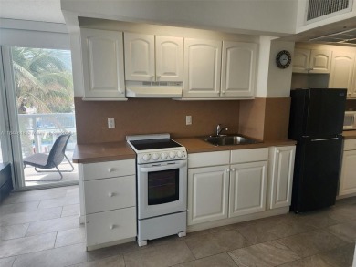 OCEANFRONT LUXURY LIVING! Seasons Condo has RESERVES! Prime