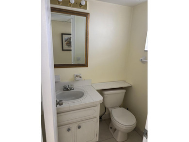 Beautiful  Located first floor condo offering bright spaces