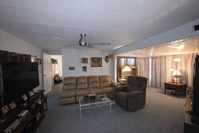 Welcome to Eldorado Village, Largo's premier 40+ Active