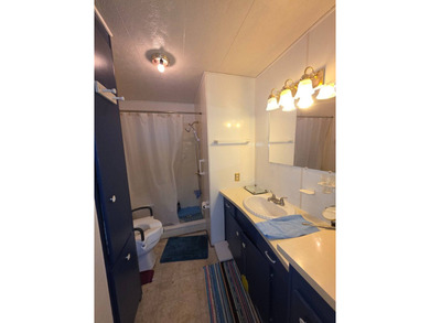 Welcome to Eldorado Village, Largo's premier 40+ Active