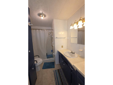 Welcome to Eldorado Village, Largo's premier 40+ Active