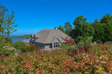 Tucked into the bluff just a few minutes' walk from lively