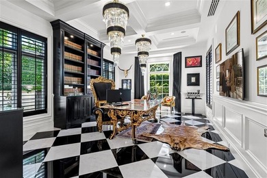 Mastering a mix of classic style and fresh, light ease, this