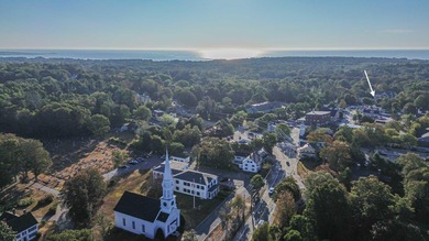 DISCOVER CARRIAGE LANDING - An exclusive address where