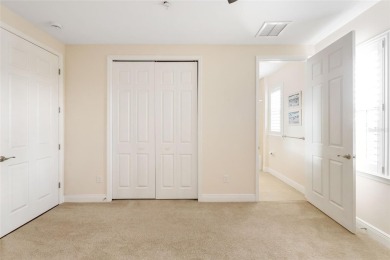 One or more photo(s) has been virtually staged. This impeccably