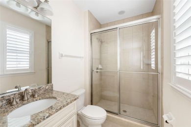 One or more photo(s) has been virtually staged. This impeccably