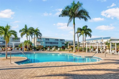 One or more photo(s) has been virtually staged. This impeccably