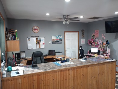 Take advantage of an opportunity of a lifetime. This Towing and