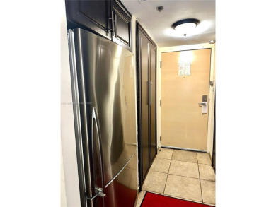 Stunning Remodeled Studio with Modern Amenities. Step into this