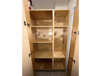 Stunning Remodeled Studio with Modern Amenities. Step into this