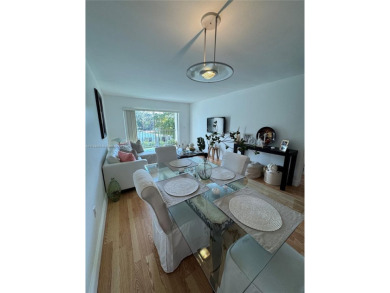 Beautiful and spacious 1 bed/1 bath condo, unit has tile and