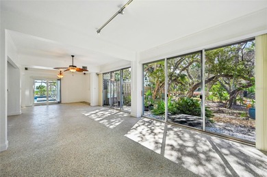 From sunrise on the bay to sunset on the gulf, this beautiful