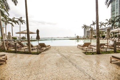 Luxury corner apartment with private foyer in new building with